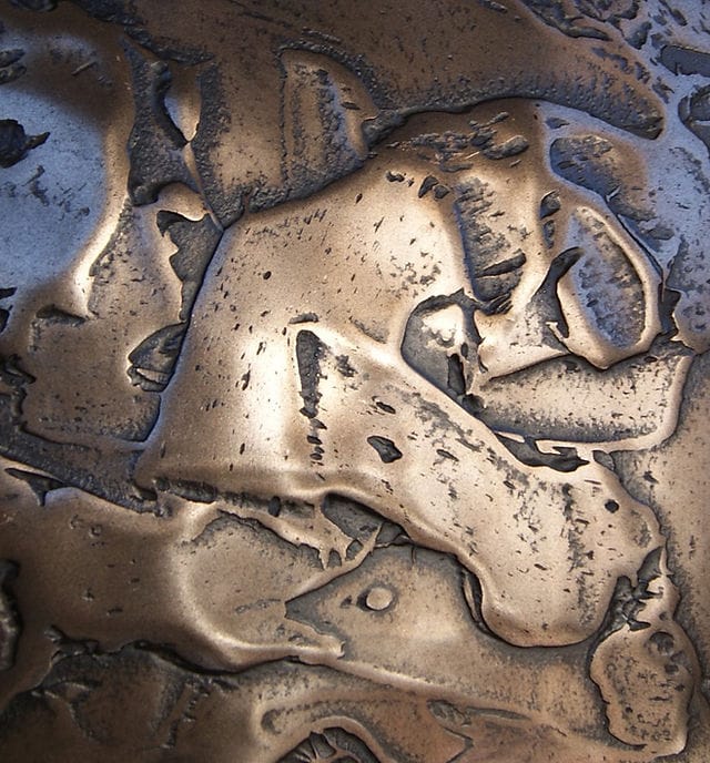 Bronz